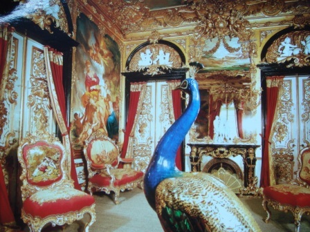 07 Peacock room