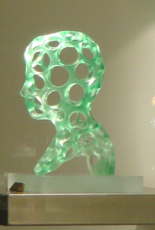 12 Another cool glass sculpture