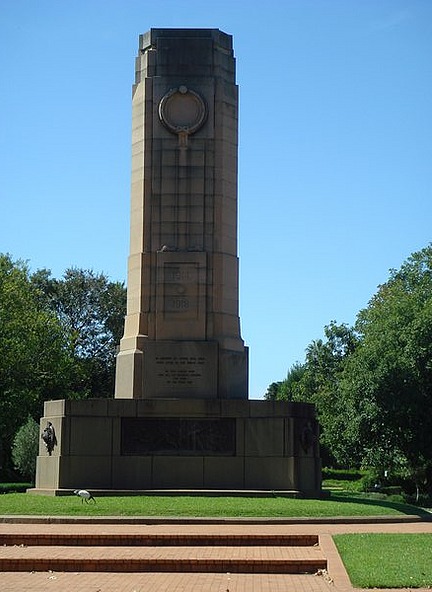 Dubbo war memorial